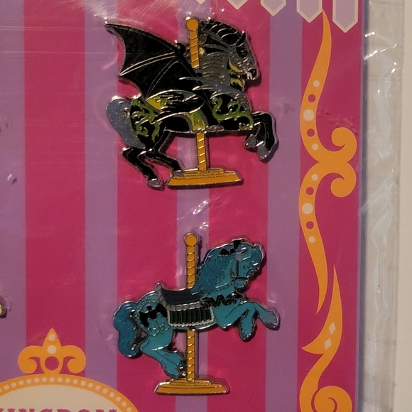 NEW 2017 Disney Parks Kingdom Carousel Trading Pins 4 Pack Set - Picture 4 of 5